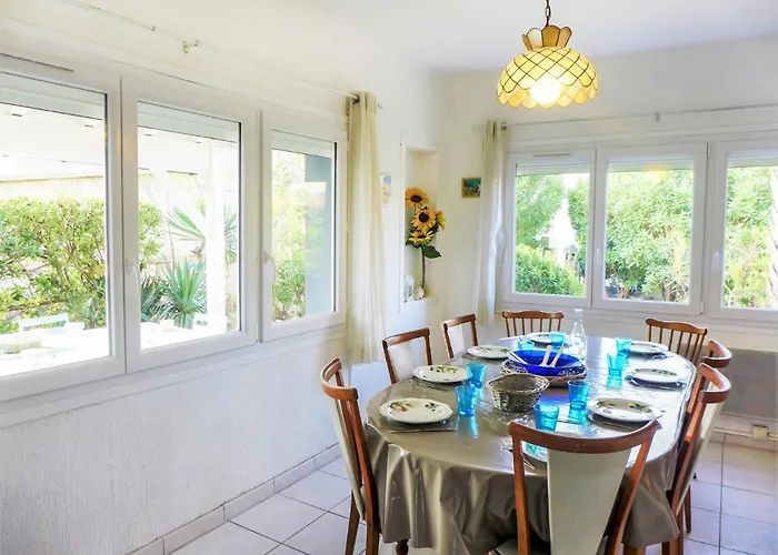 펜션 Les Vives By Interhome